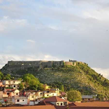 Hotel Blini Shkodër Esterno foto