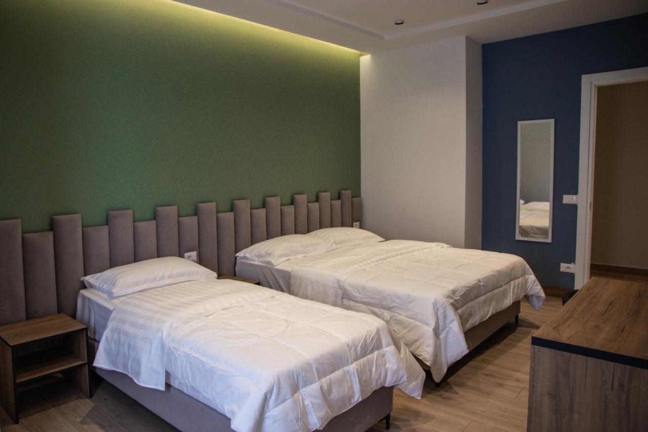 Hotel Blini Shkodër Esterno foto