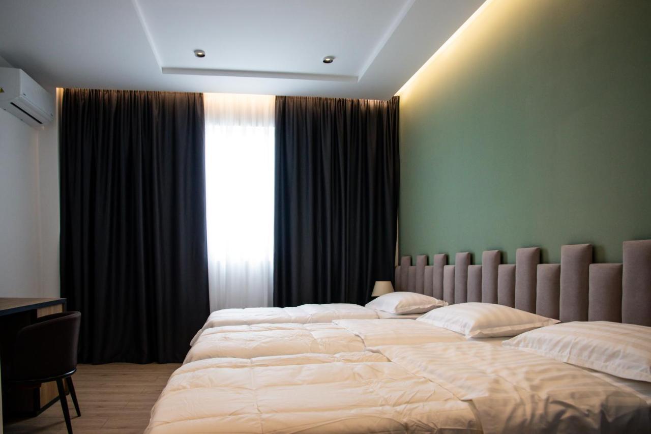 Hotel Blini Shkodër Esterno foto