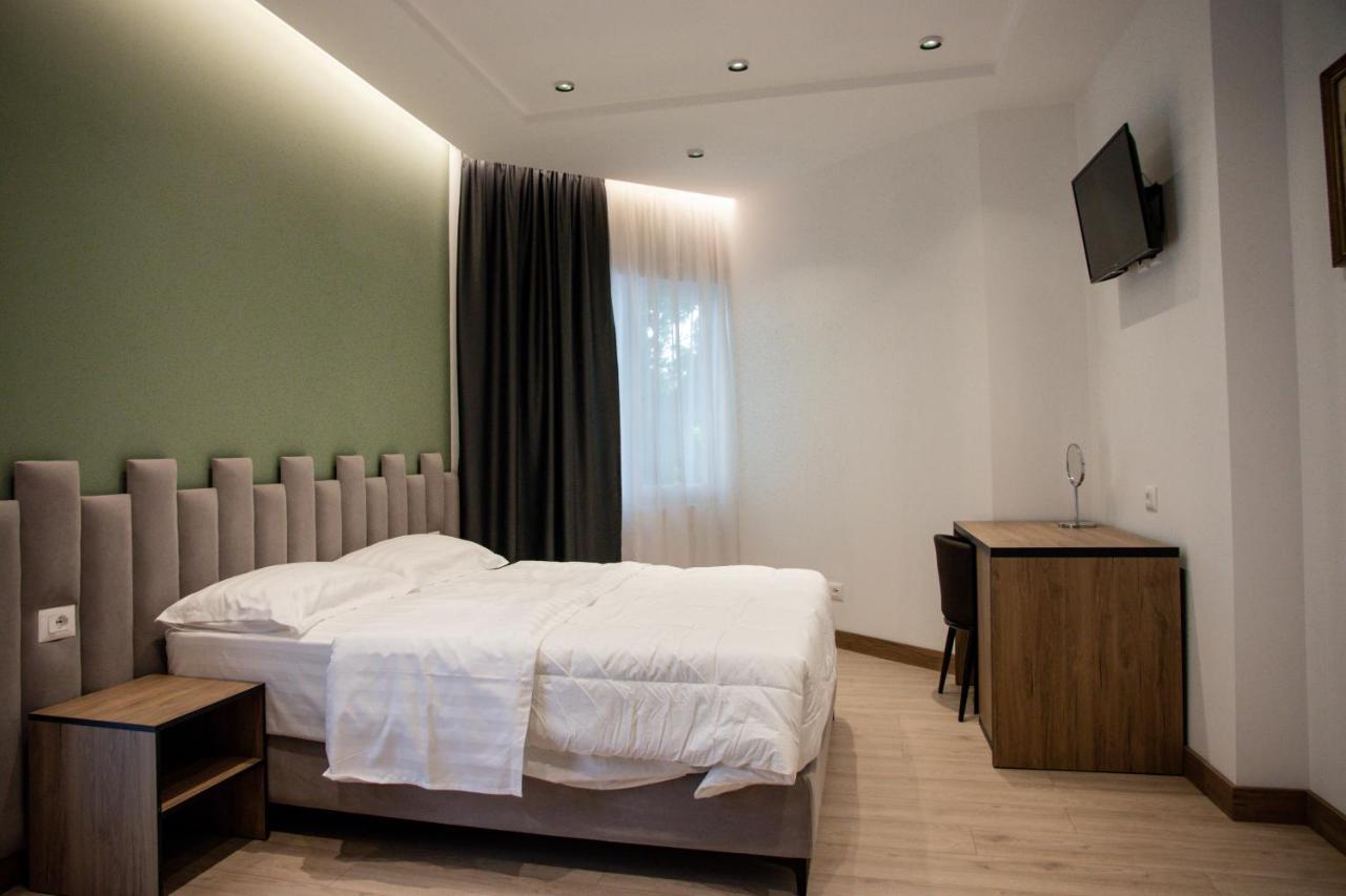 Hotel Blini Shkodër Esterno foto