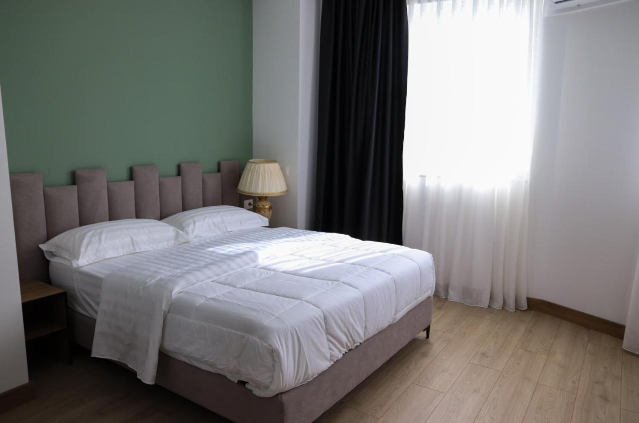 Hotel Blini Shkodër Esterno foto