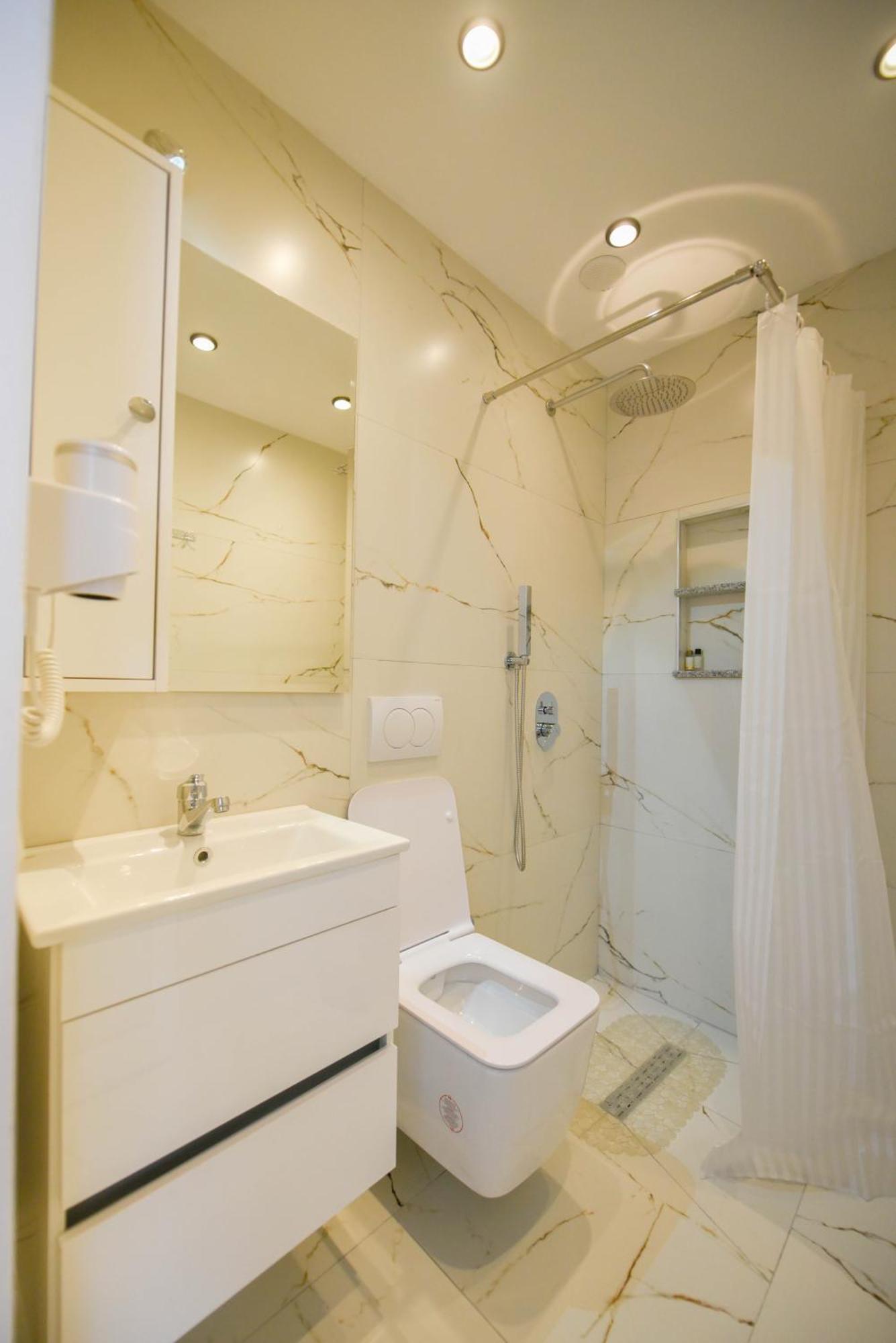 Hotel Blini Shkodër Esterno foto