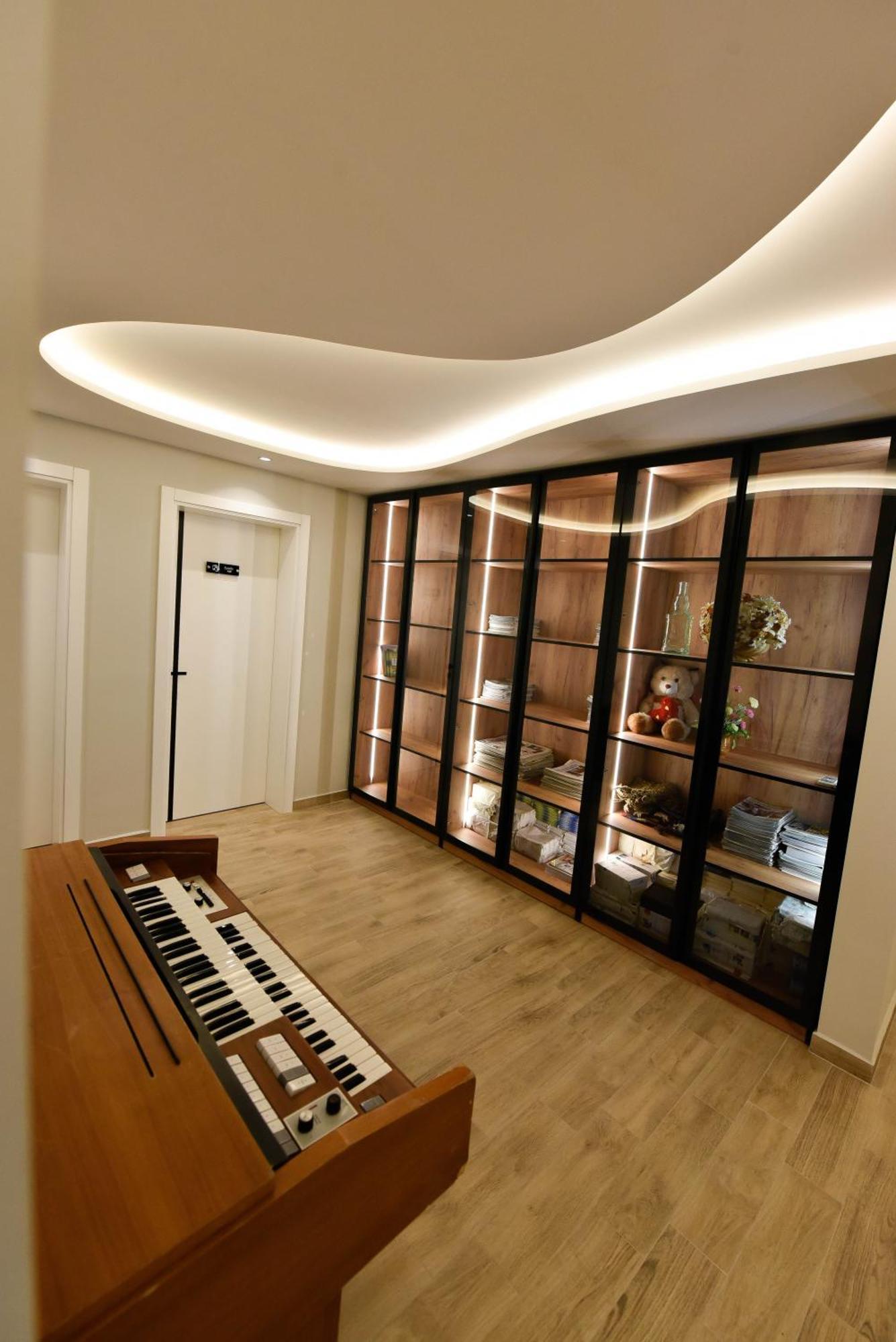 Hotel Blini Shkodër Esterno foto