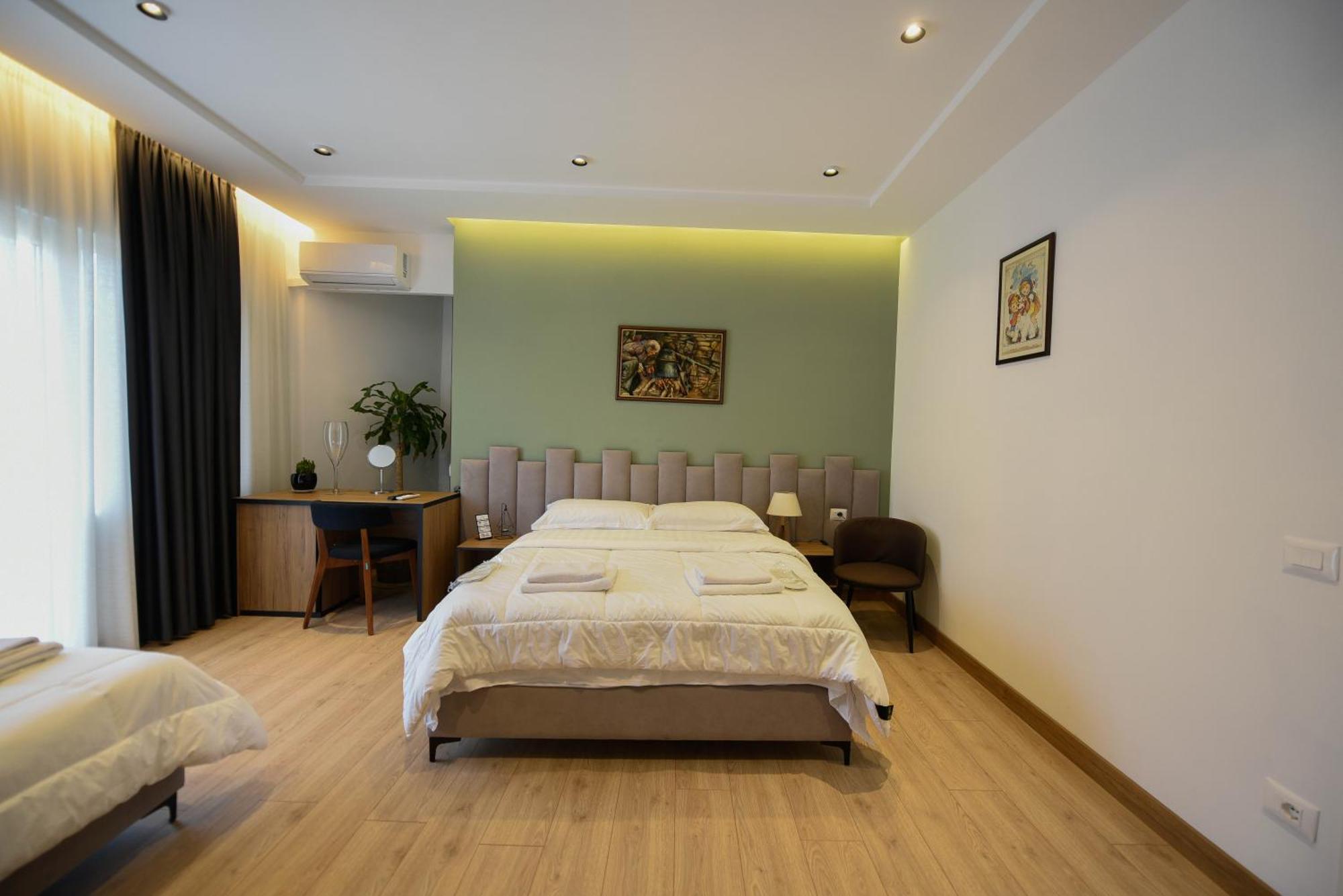 Hotel Blini Shkodër Esterno foto