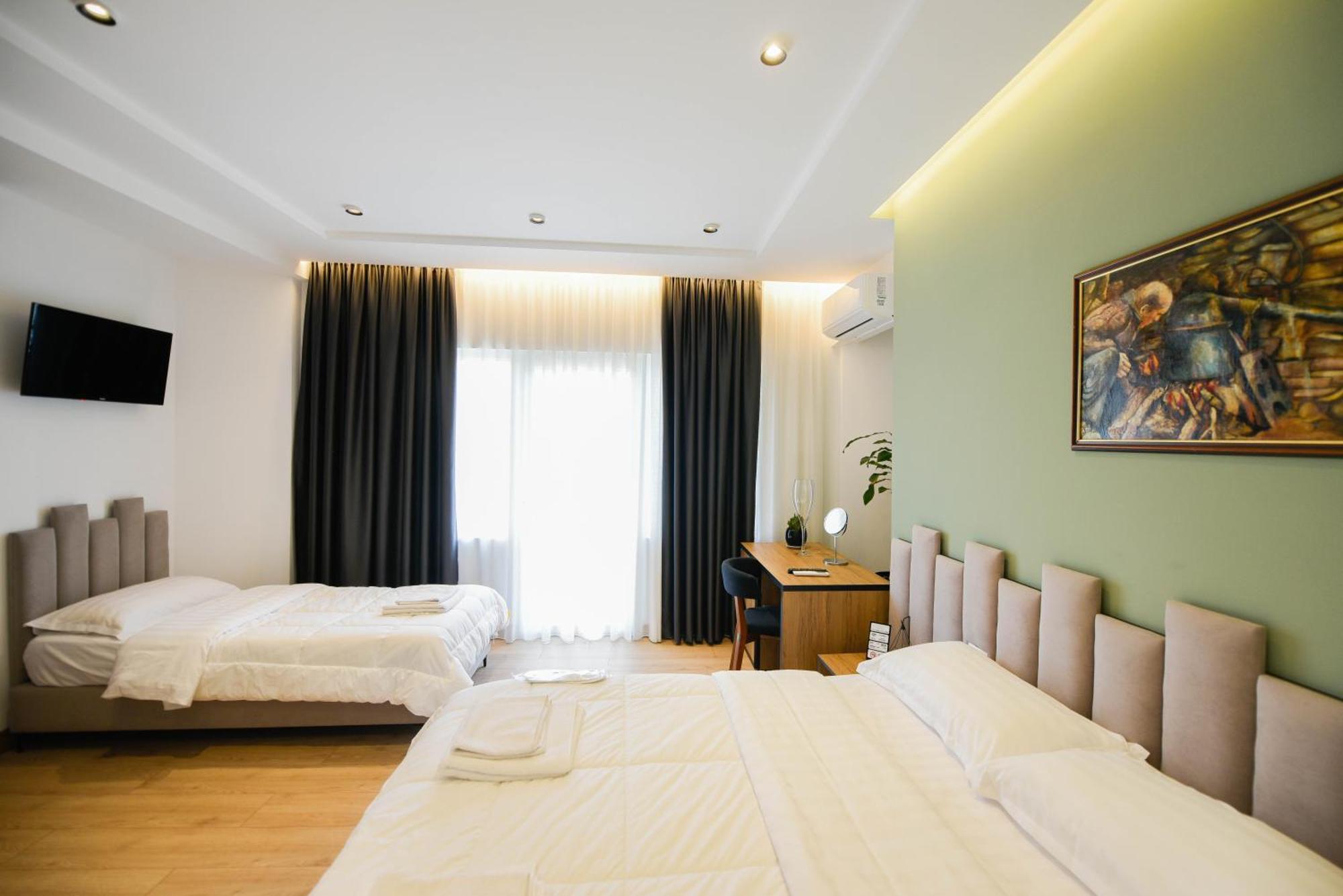 Hotel Blini Shkodër Esterno foto